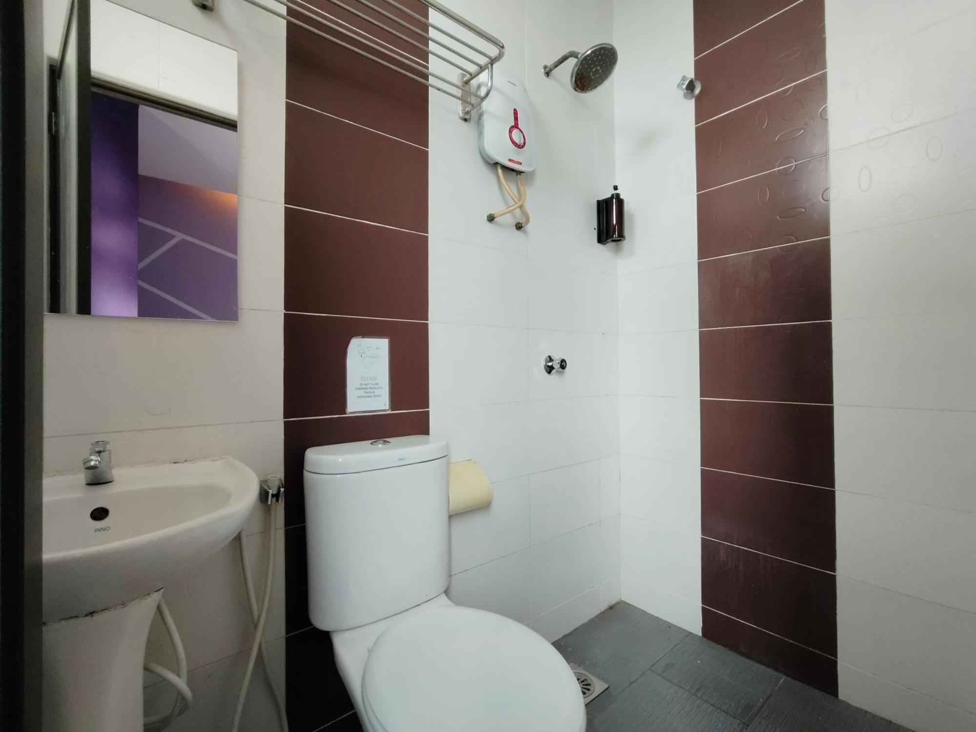 Bangi Business Hotel Bandar Baru Bangi Esterno foto